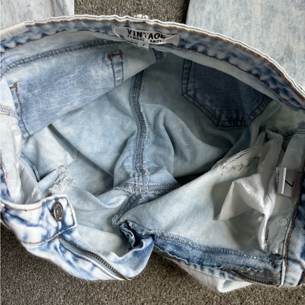 Almost Famous Floral Patchwork Jean - image 4